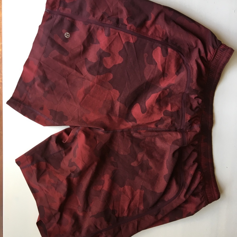 Men’s lululemon Pace Breaker Short XXL